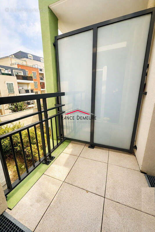 Appartement 28 m² à Franconville  - photo 5