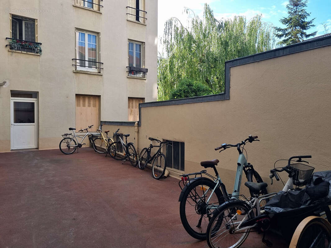 Appartement à FONTENAY-SOUS-BOIS