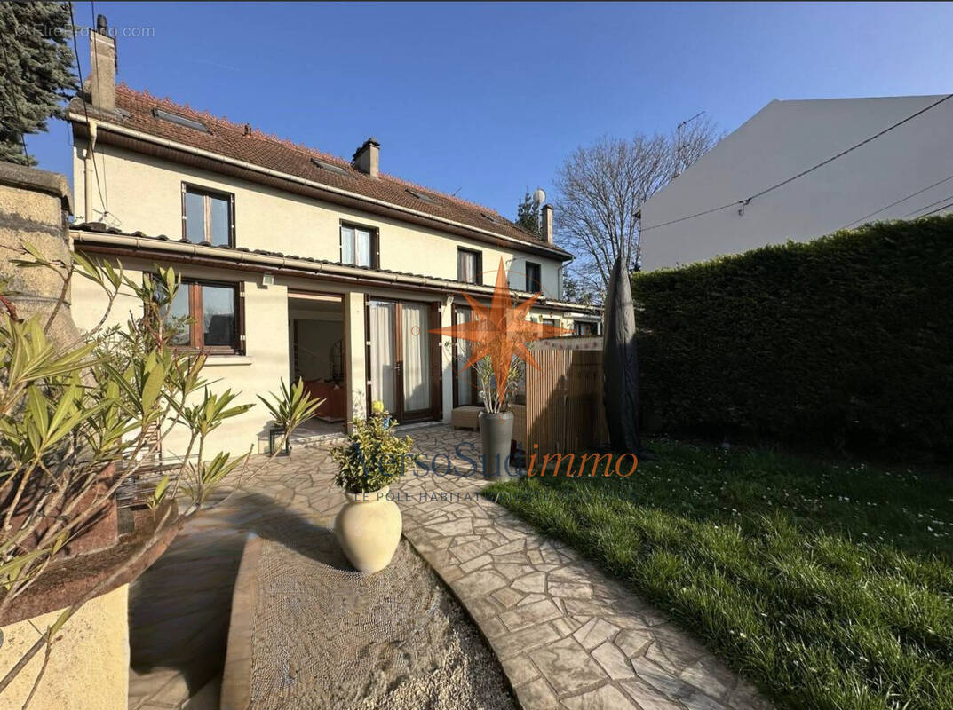 Maison à GOURNAY-SUR-MARNE