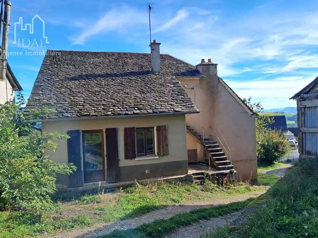 Maison à SAINT-PIERRE-DE-NOGARET