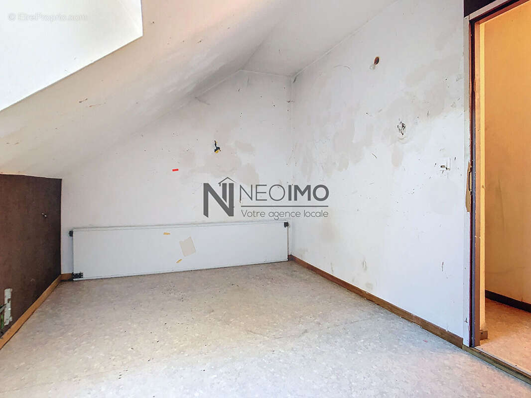 Appartement à NEUFCHATEAU