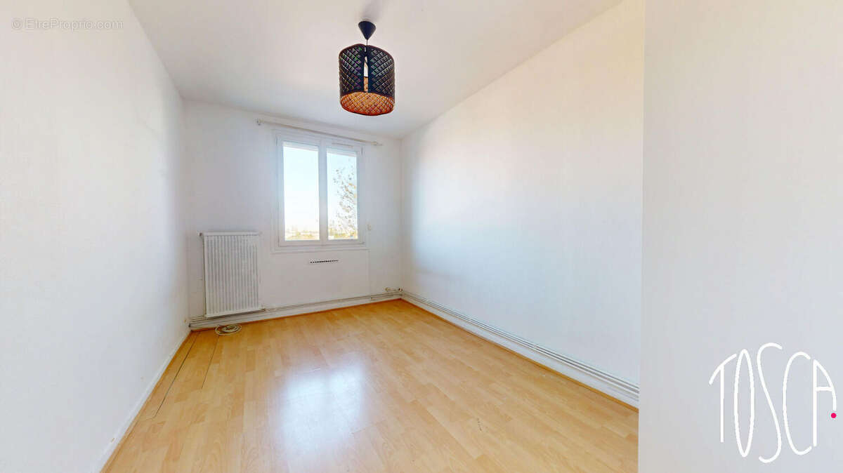 Appartement à THIAIS