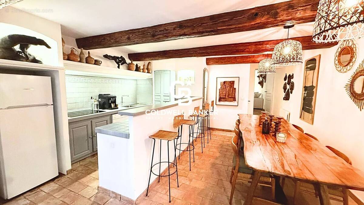 Maison à LA GARDE-FREINET