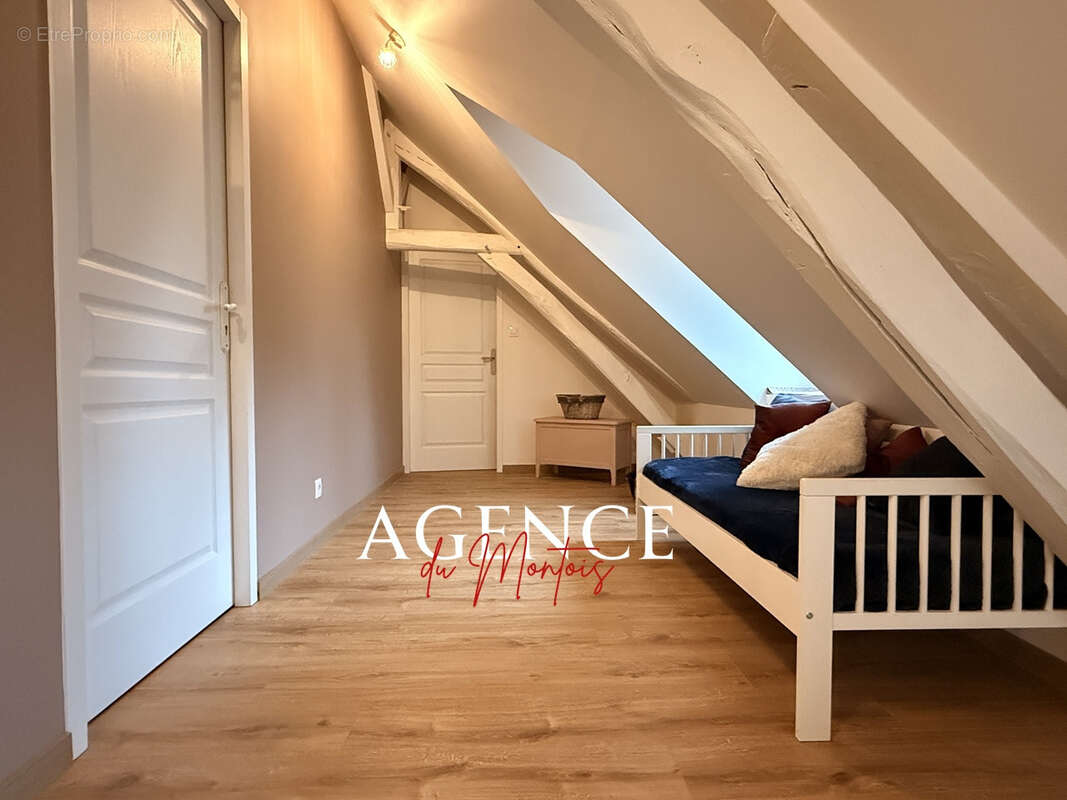 Maison à PERCENEIGE