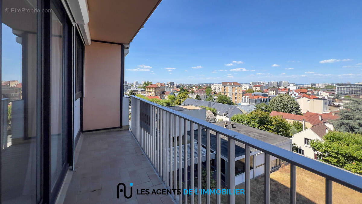 Appartement à NANTERRE