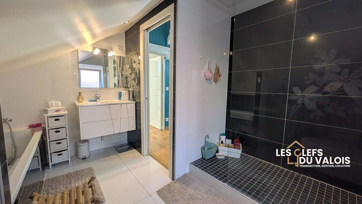 Maison à CREPY-EN-VALOIS