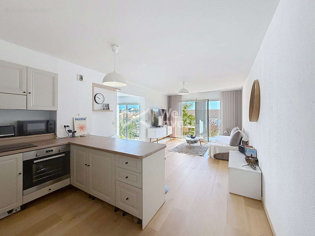 Appartement à CALVI