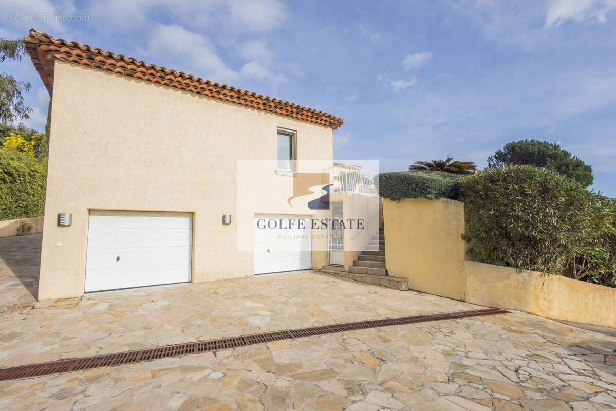 Maison à CAVALAIRE-SUR-MER