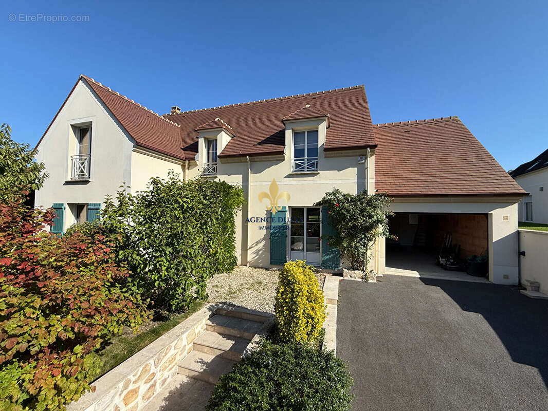 Maison à MORTEFONTAINE