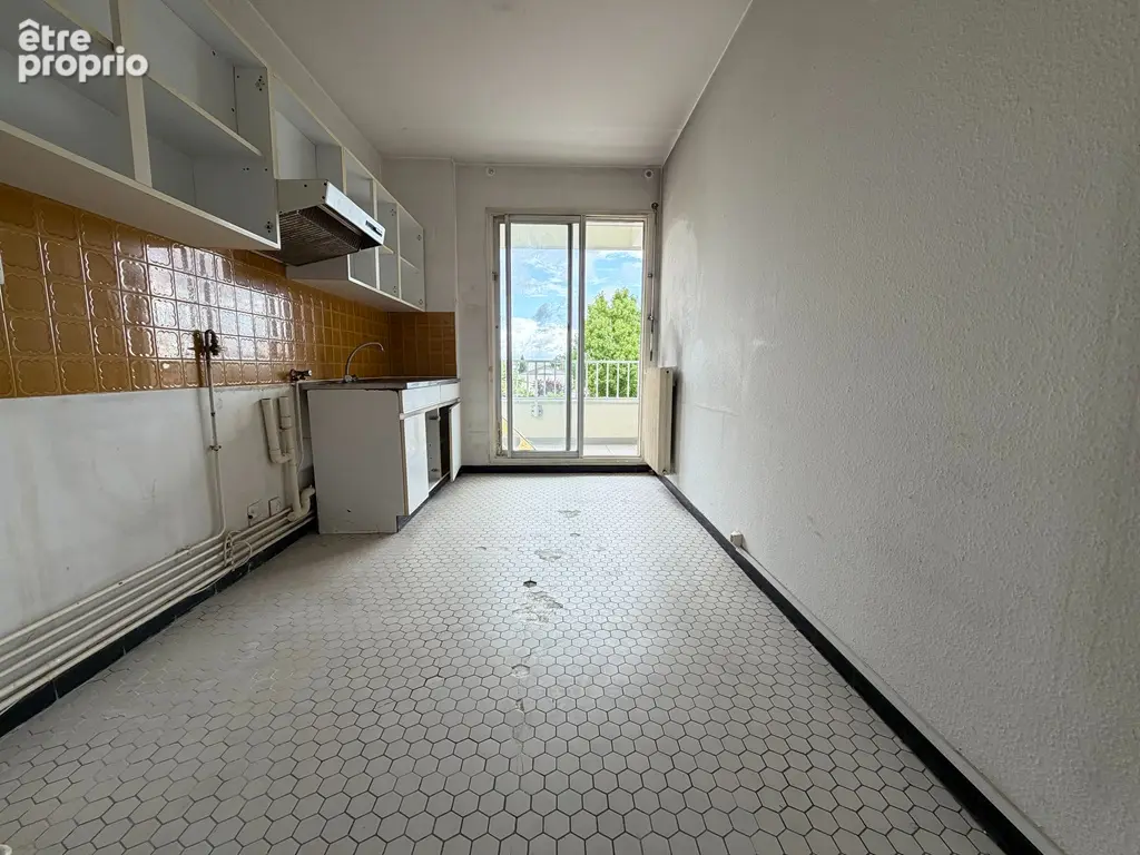 Bordeaux Caudéran - Appartement T3 de 88 m² avec balcons et box de garage - photo 6