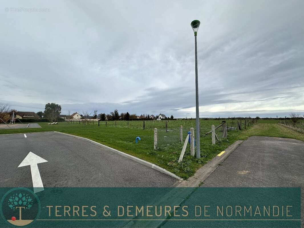 Terrain à DERCHIGNY