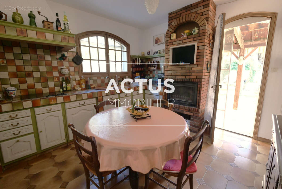 Maison à SALON-DE-PROVENCE