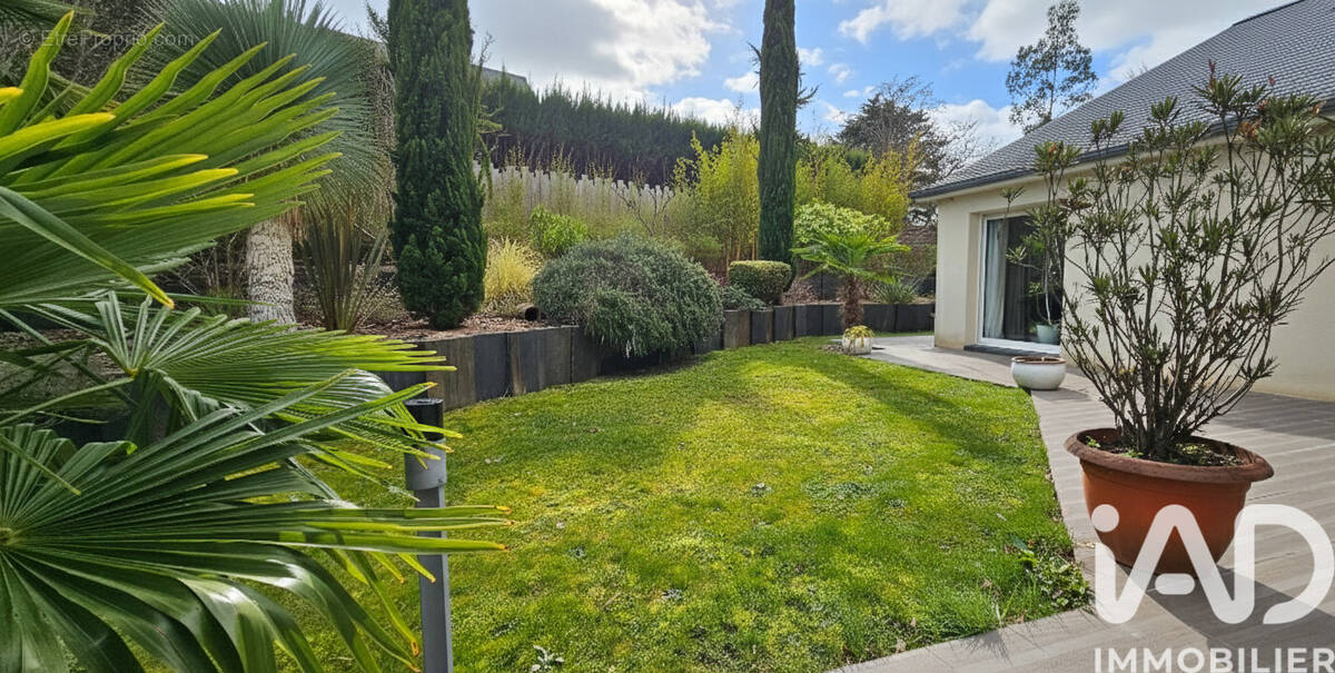 Photo 1 - Maison à BALLAN-MIRE