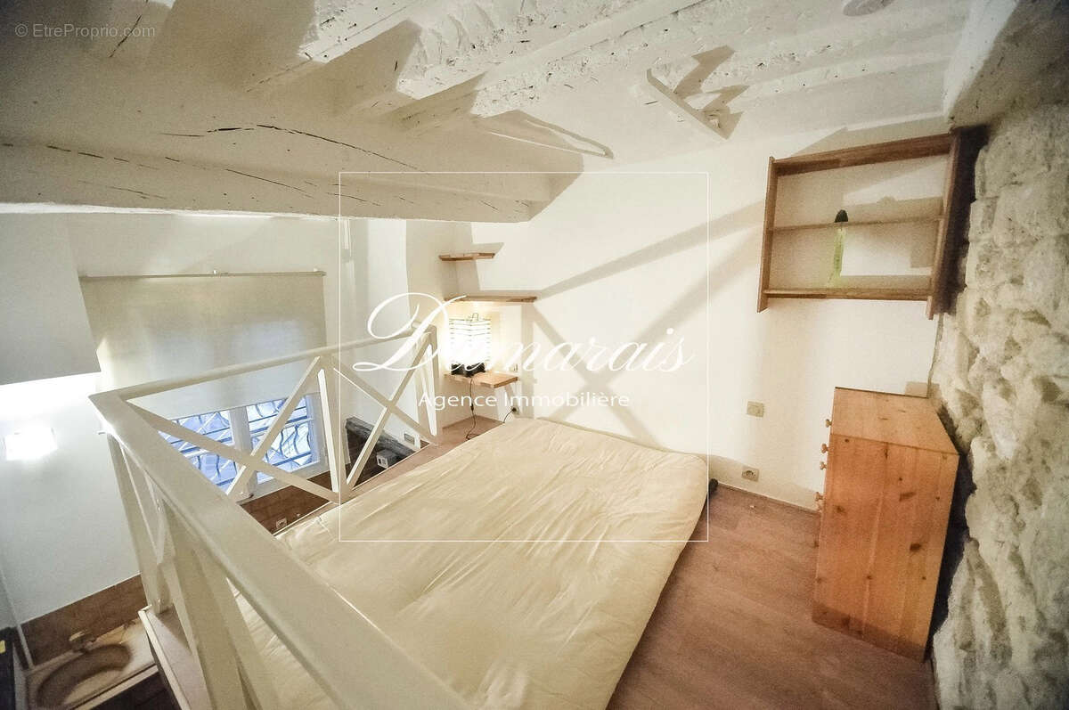 Appartement à PARIS-4E