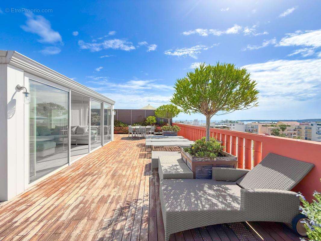 Appartement à CANNES
