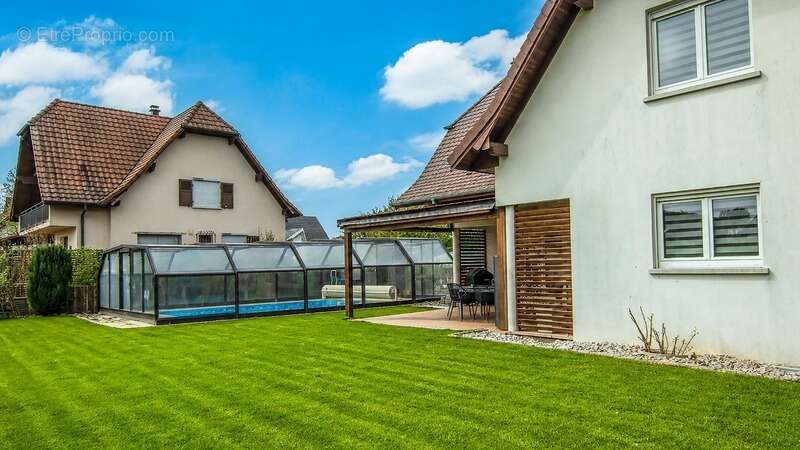 RANTZWILLER (68) : à vendre maison familiale 8 pièces avec jardin et piscine - photo 11