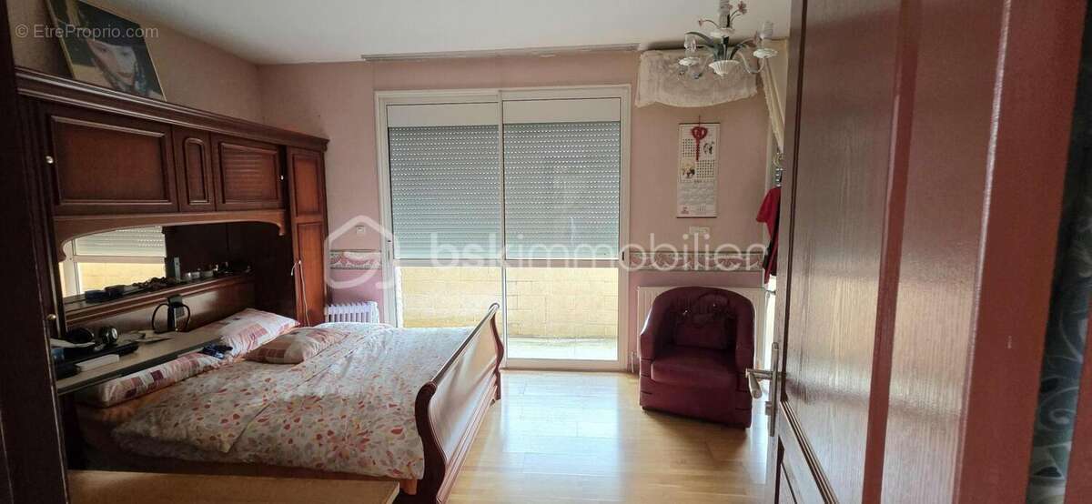 Maison à SAINT-BARTHELEMY-D'ANJOU