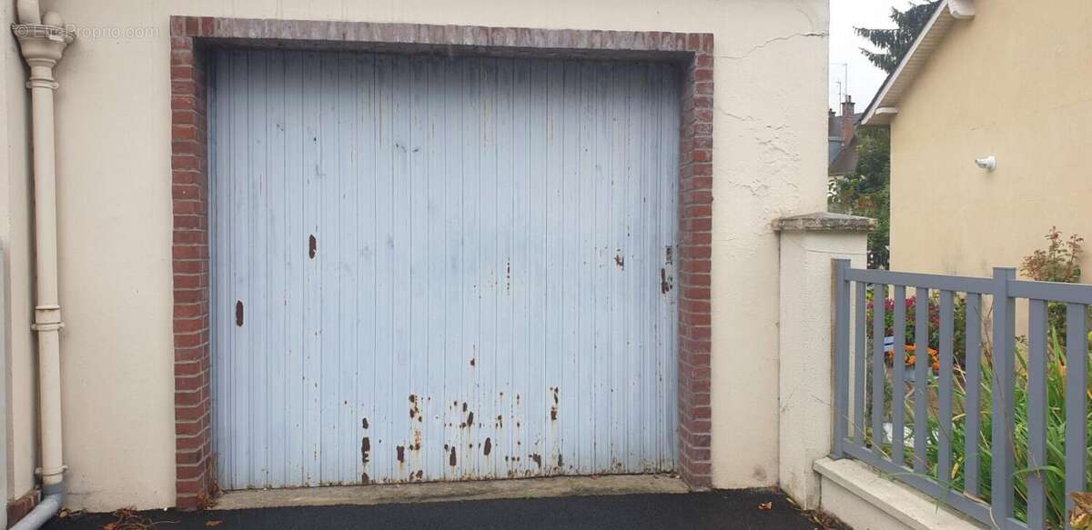 Parking à LES ANDELYS