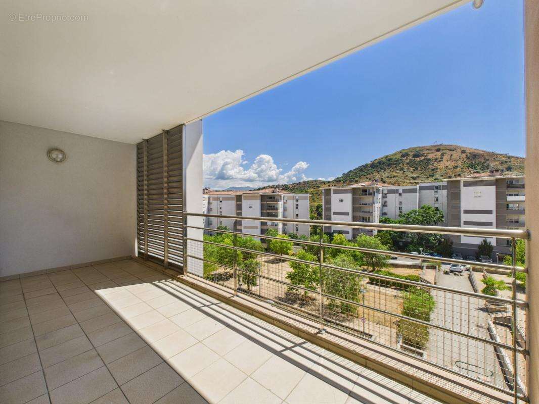 Appartement à SARROLA-CARCOPINO