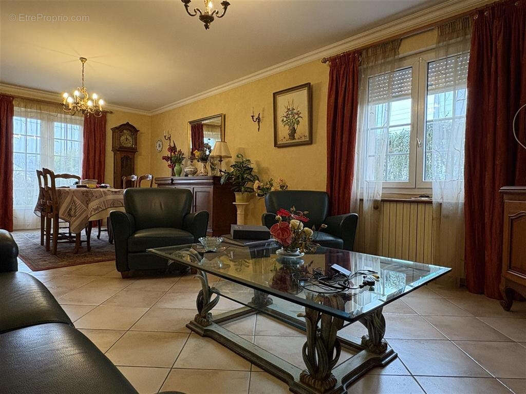 Maison à GACE