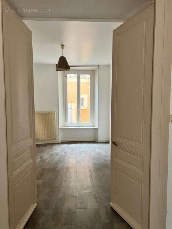 Appartement à LUXEUIL-LES-BAINS