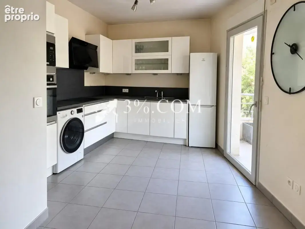 SOYONS - Appartement 99m2 - Terrasse - 3 chambres - 2 garage - photo 4