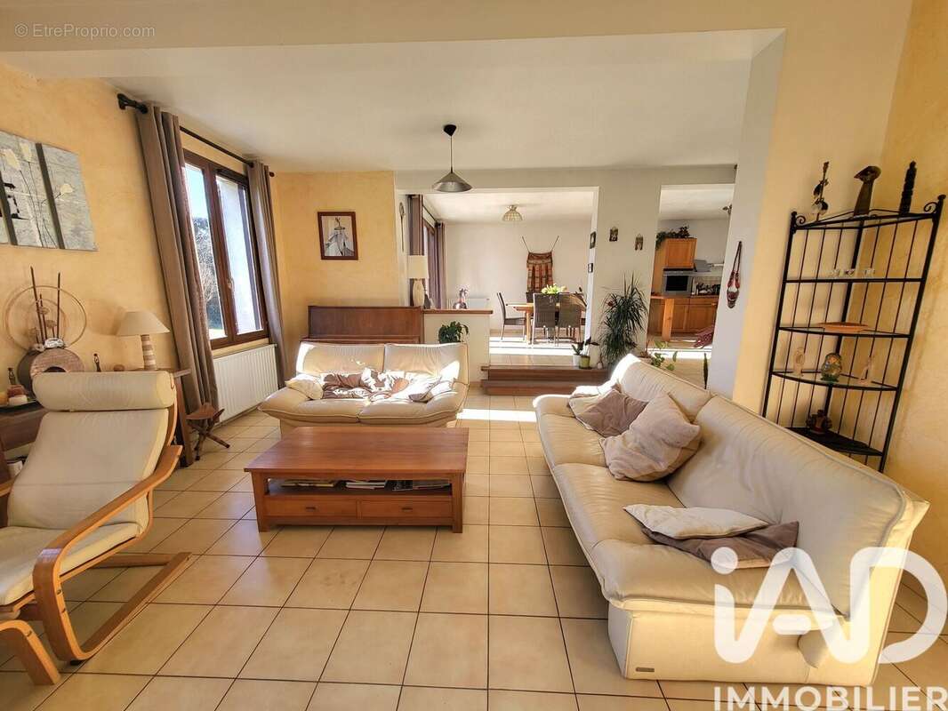 Photo 4 - Maison à JOUY-EN-JOSAS