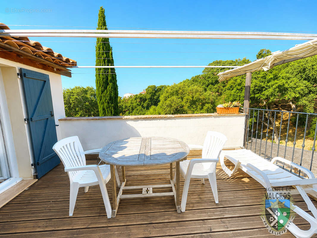 Villa t 8 avec double garage piscine a la londe les maures domaine de valros  #proche golf# - photo 9