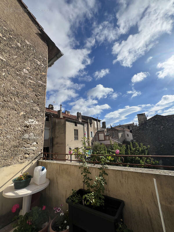 Appartement à SAINT-PONS-DE-THOMIERES