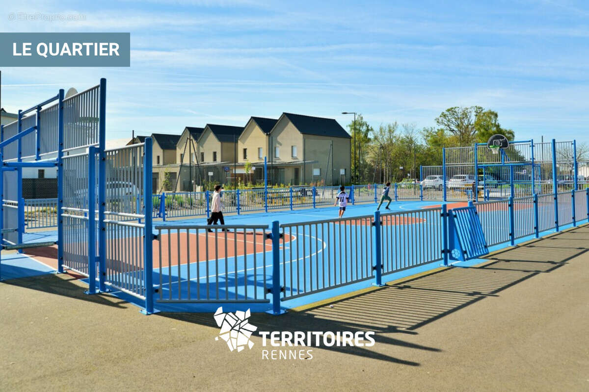 Terrain à NOUVOITOU