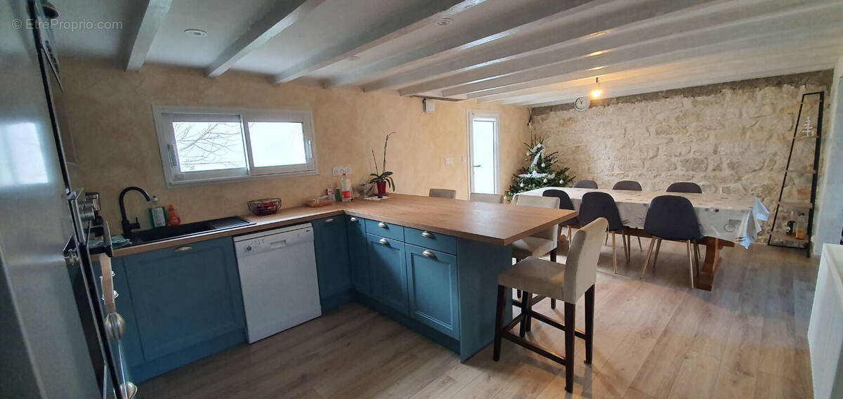 Maison à TONNAY-CHARENTE