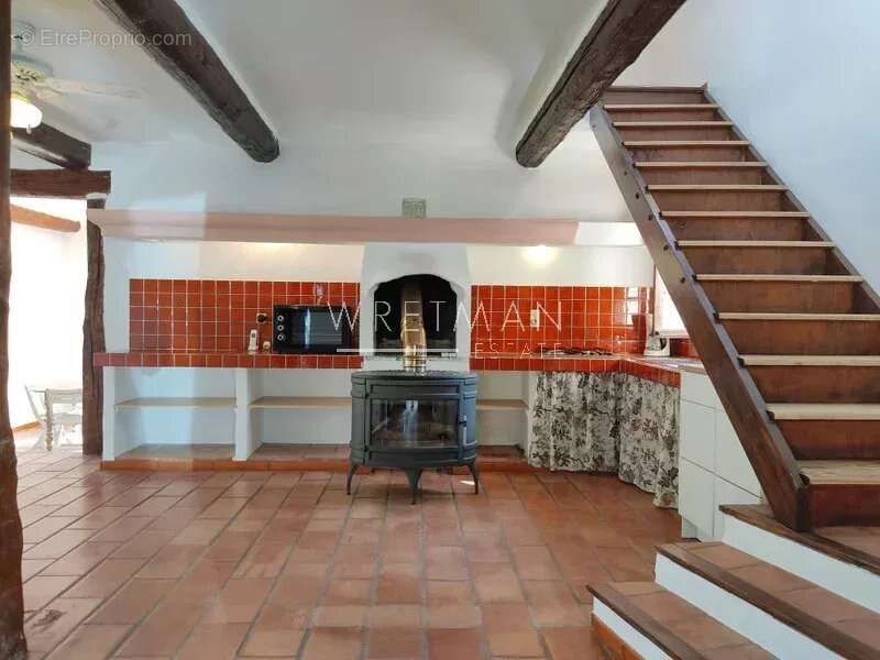 Maison à LA GARDE-FREINET
