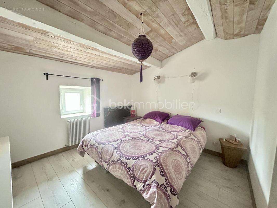 Maison à SAUXILLANGES