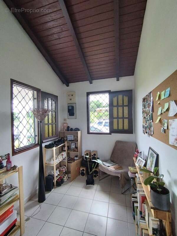 Maison à PETIT-BOURG