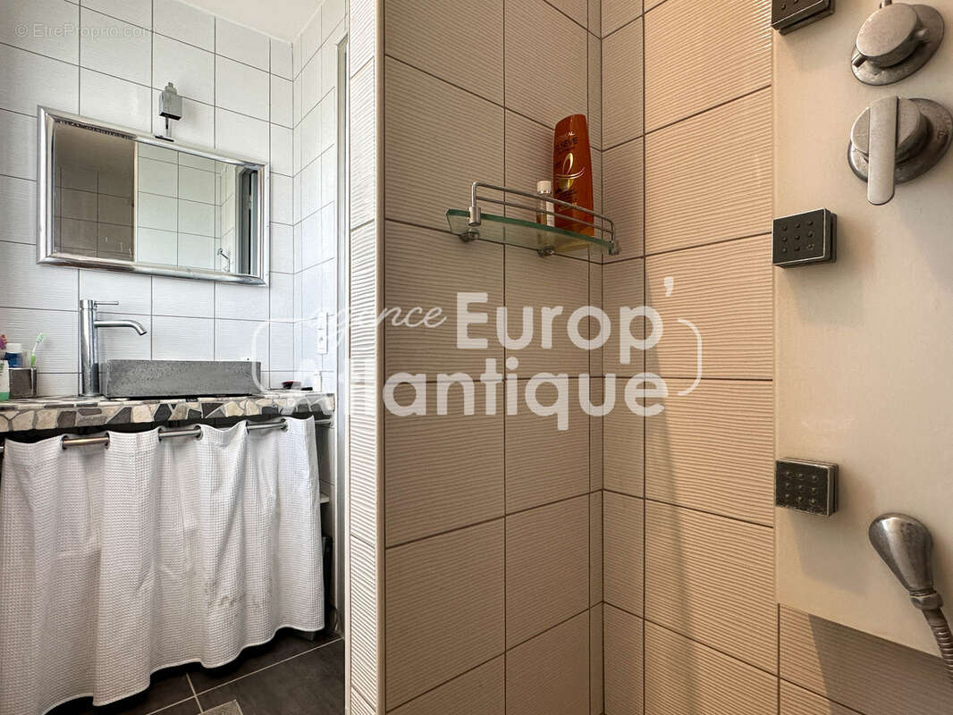 Maison à LES MATHES