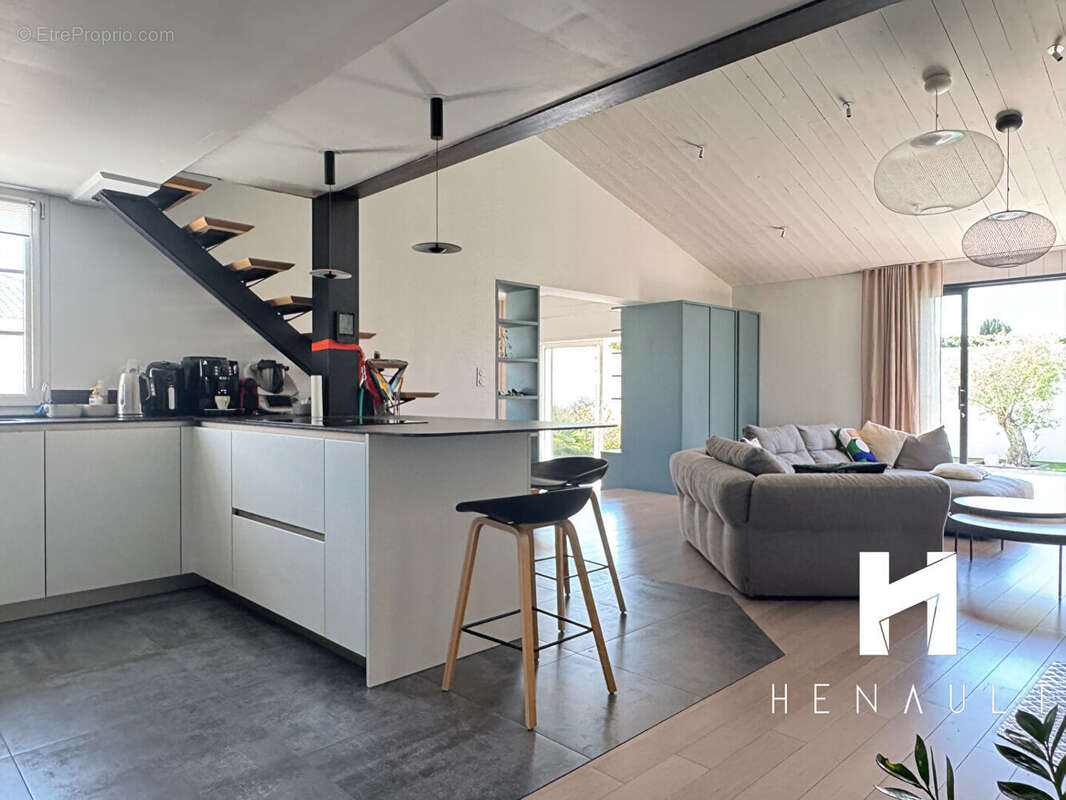 Maison La Flotte 125 m2 - photo 5