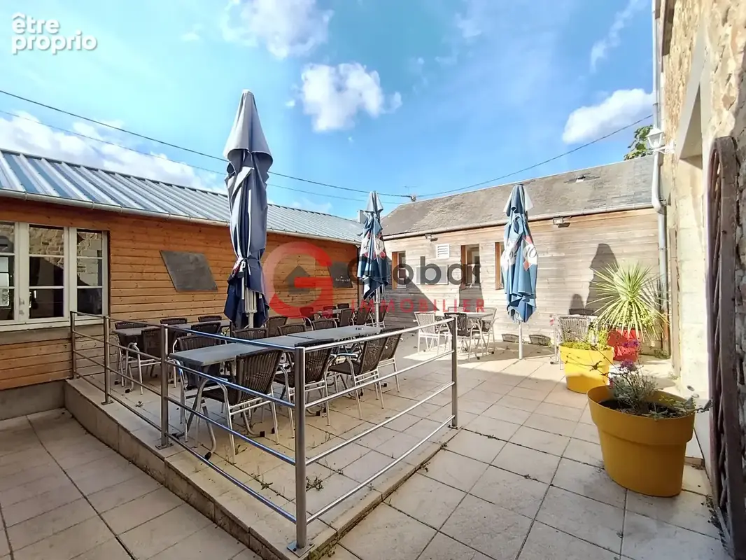 Fonds de commerce Bar / Restaurant et salle banquets en plein Centre-Ville - photo 2