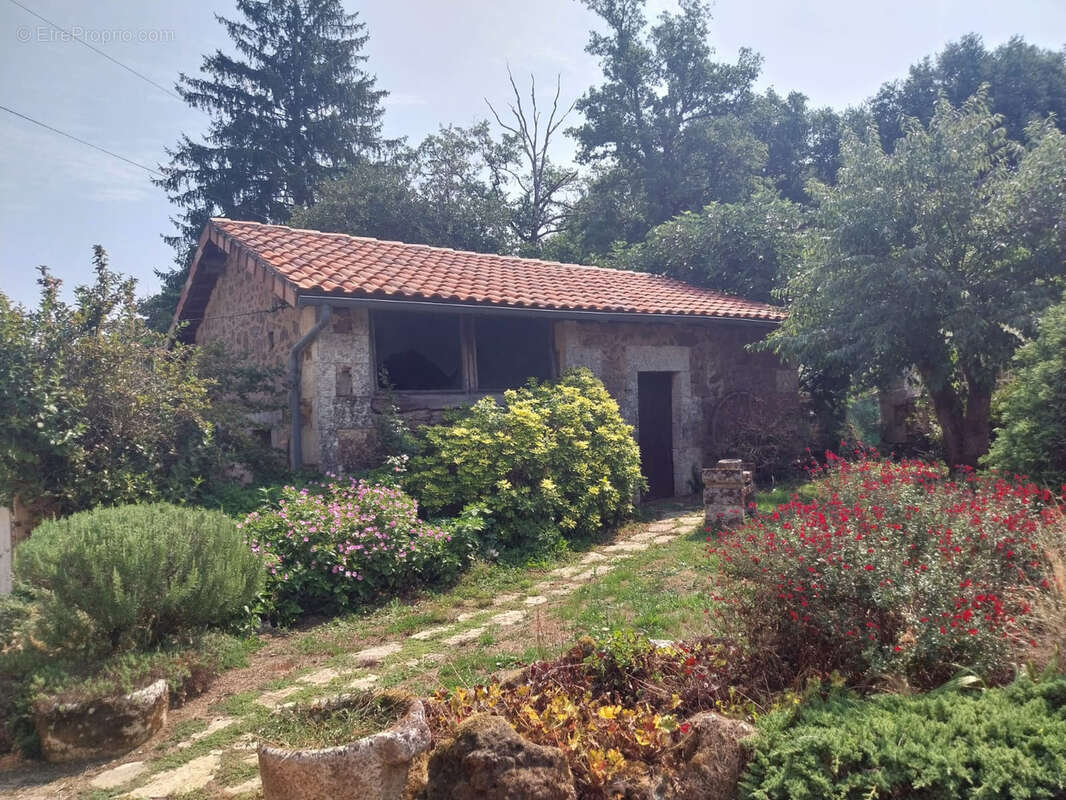 Maison à ROUMAZIERES-LOUBERT