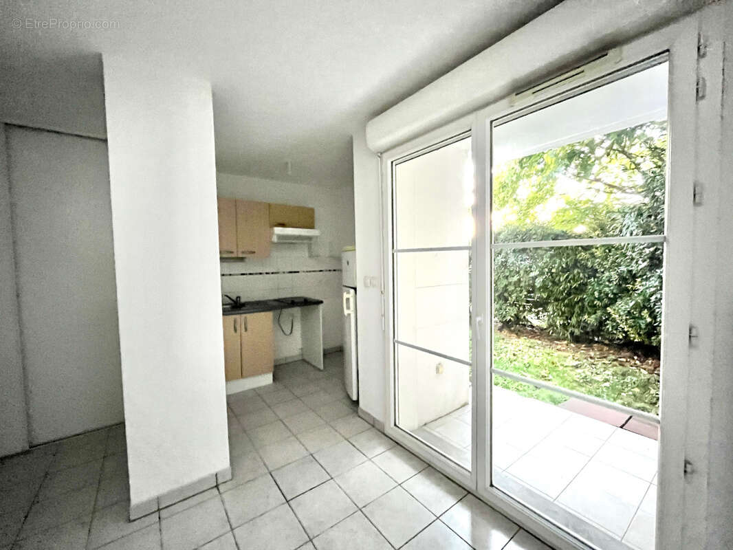 Appartement à FROUZINS