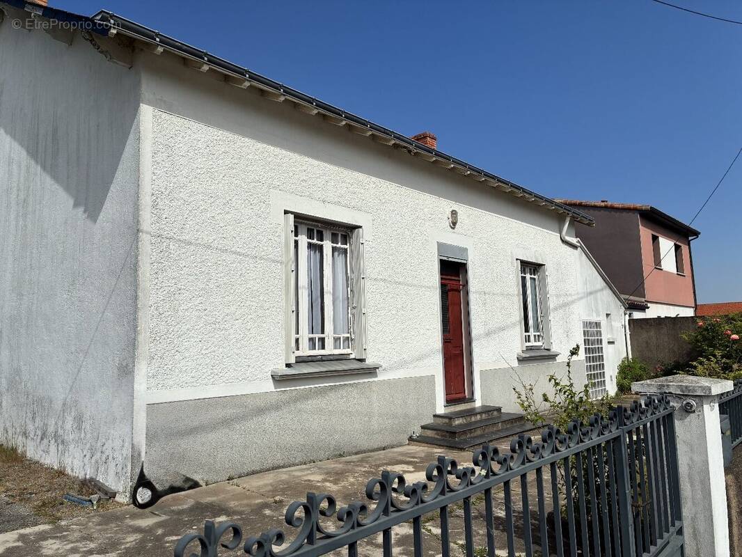 Maison à LES SORINIERES