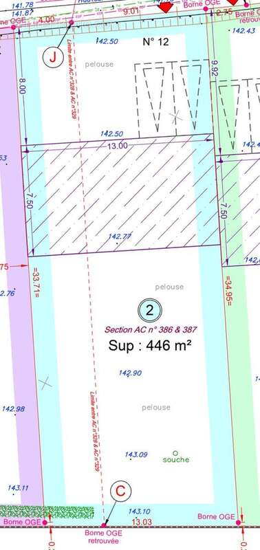 Terrain à SURVILLIERS