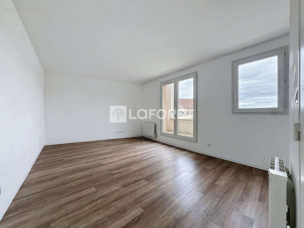 Appartement à LIEUSAINT