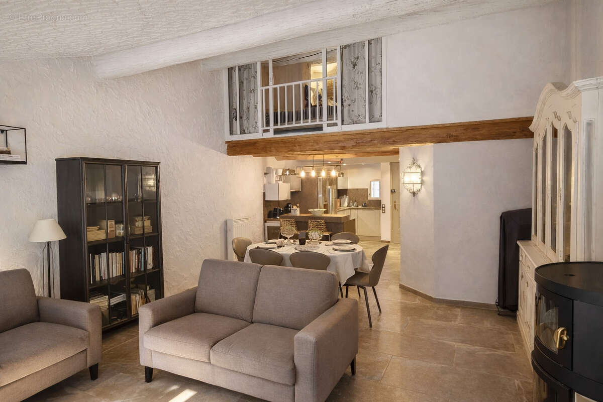 Appartement à SAINT-RAPHAEL