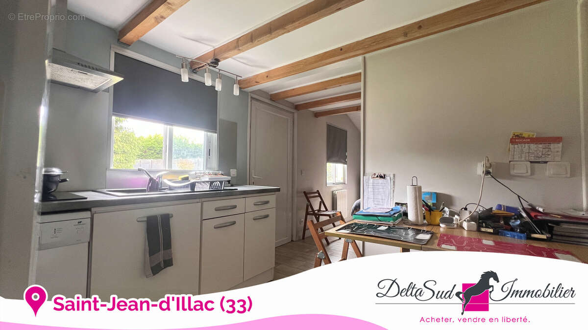 Maison à SAINT-JEAN-D'ILLAC