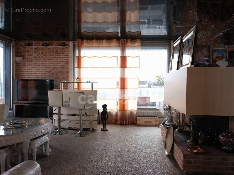 Appartement à PARIS-12E