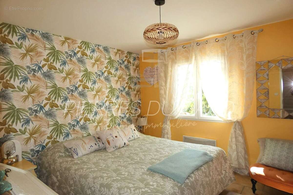 Maison à SAINT-AMBROIX