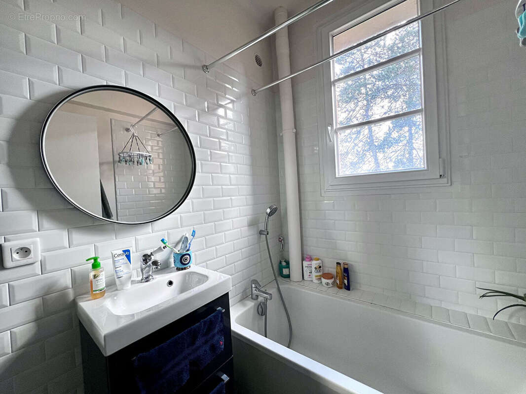 Appartement à SURESNES