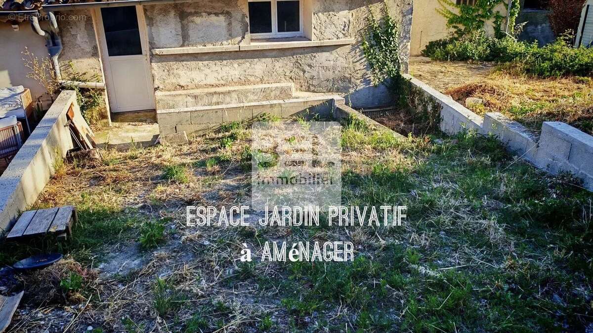 Maison à TULETTE