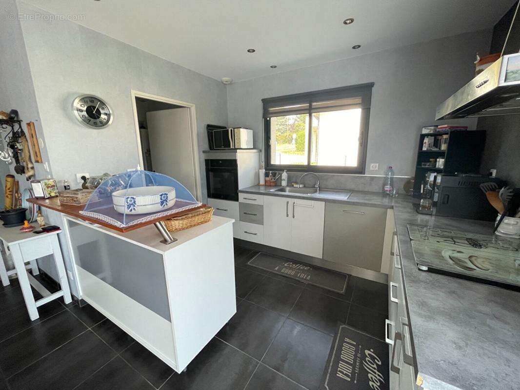 Maison moderne  Condat Sur Trincou 4 pièce(s) 108m2 - photo 8