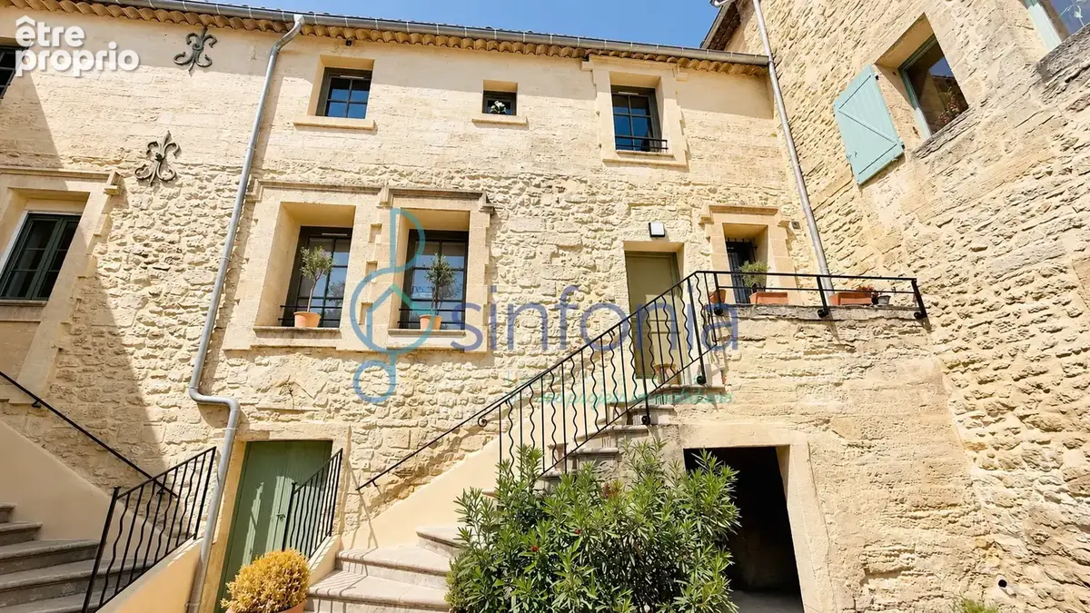 Appartement à UZES